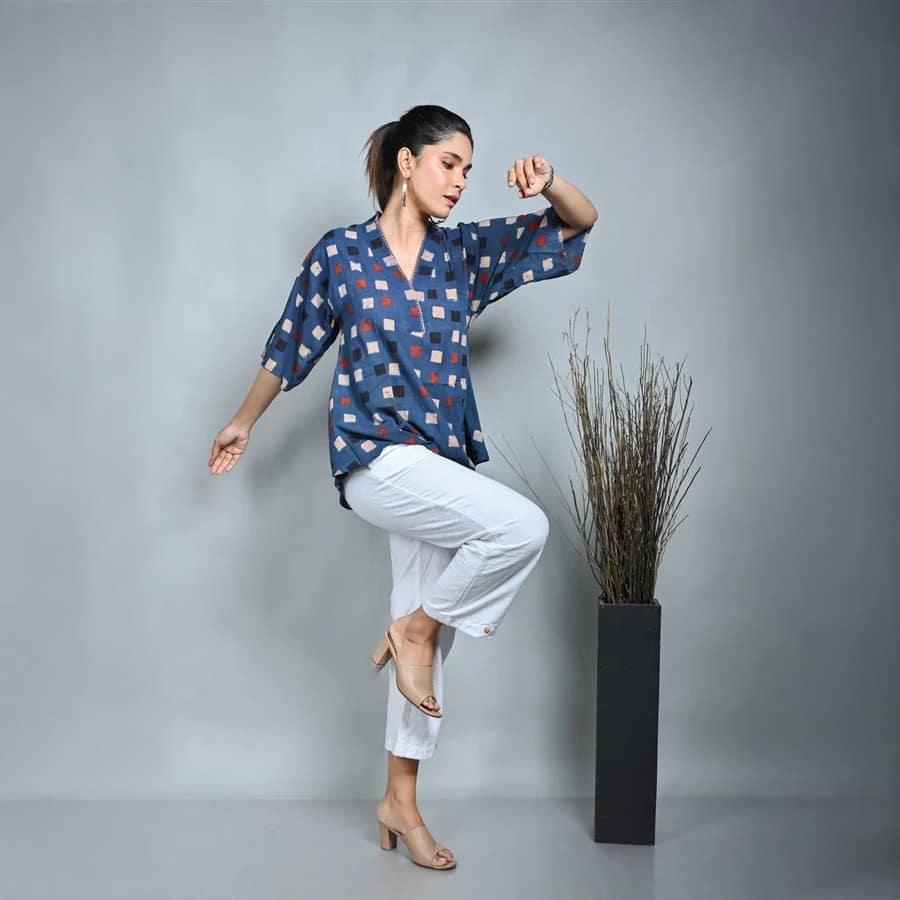 Indigo Block Print Antifit Tunic With Kantha Embroidery Detailing