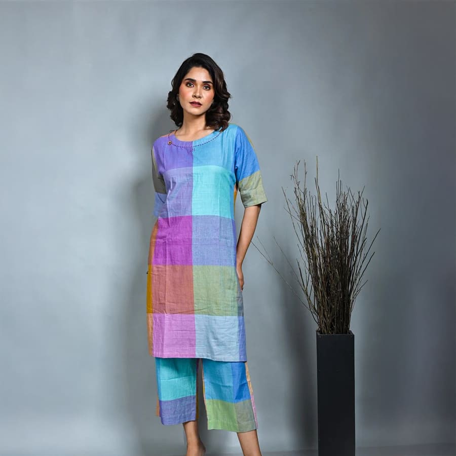 Purple-Blue Checks Handwoven Antifit Co-Ord Set With Kantha Detailing