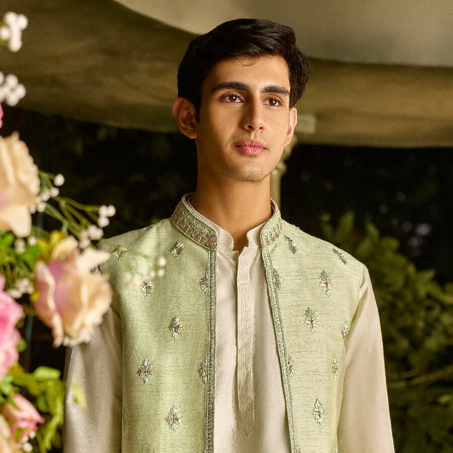 Pastel Grey Kurta Set with Embroidered Green Bundi