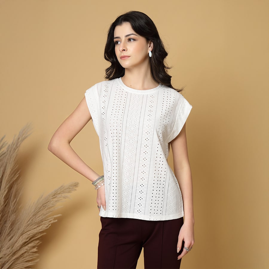 Gipsy White Short Sleeves Round Neck Knitted T-Shirt