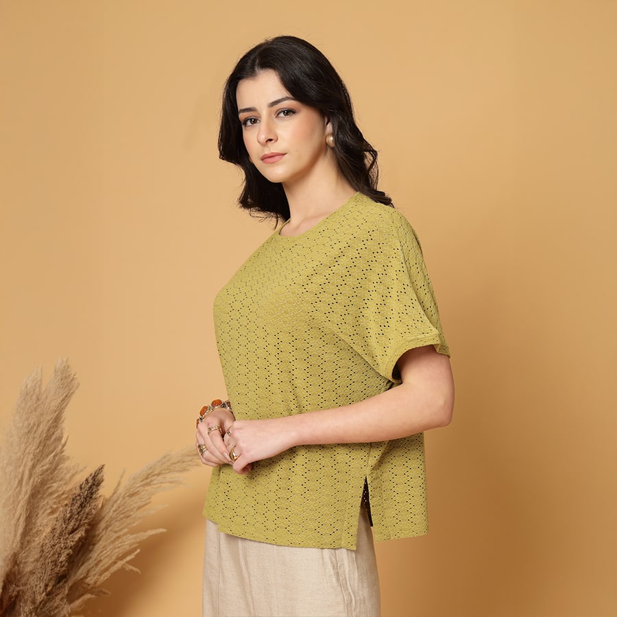 Gipsy Olive Short Sleeves Round Neck Knitted T-Shirt