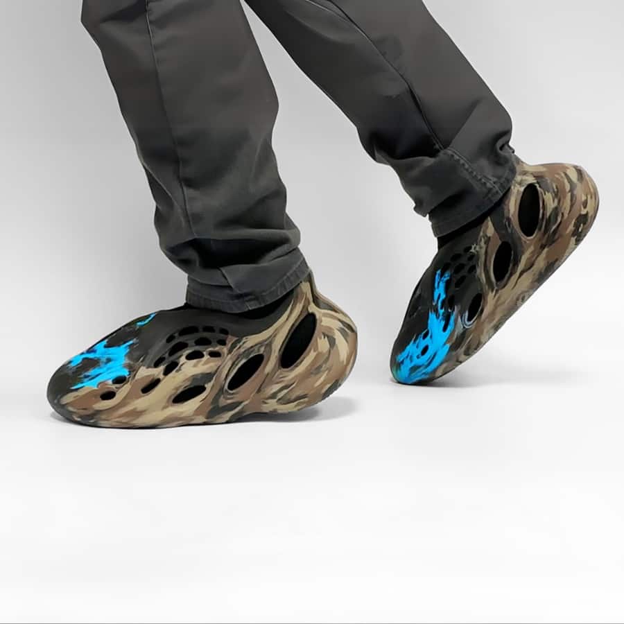 Yeezy Foam Runner Mx Cinder