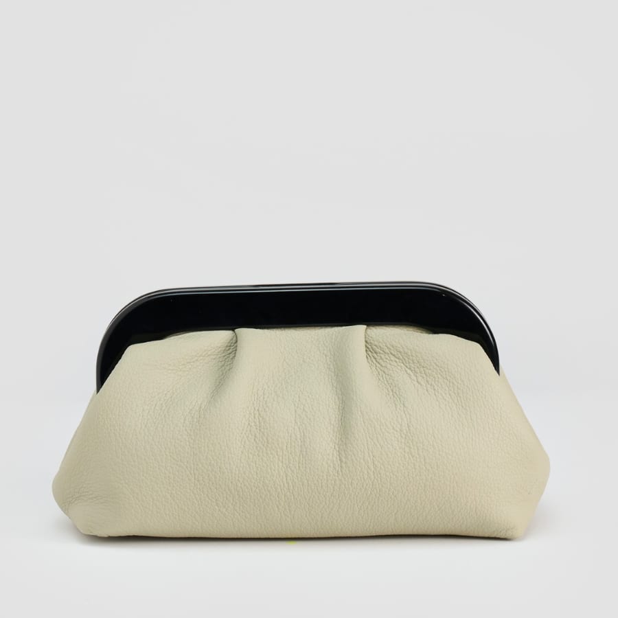 Aura Clutch