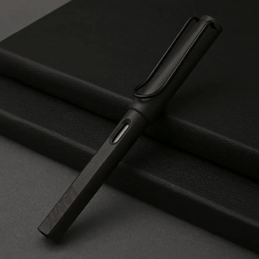 Safari 017 Fountain Pen Medium Matte Black With Black Plated Clip