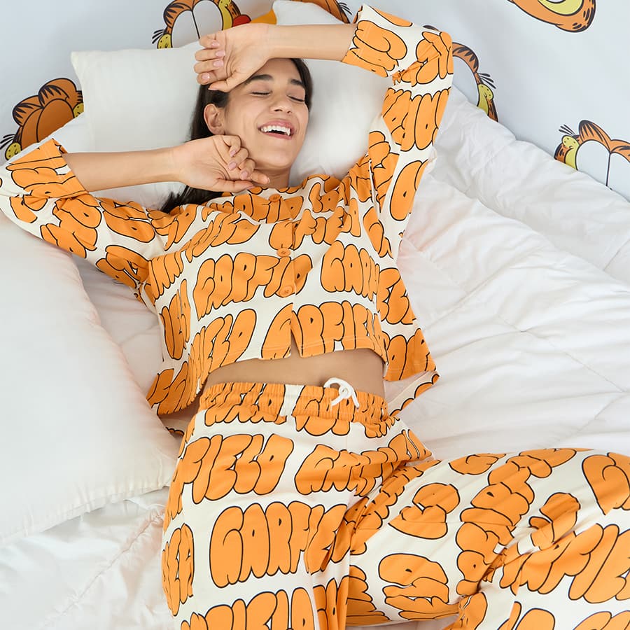 Garfield Dream Fonts Wide Pyjama Set