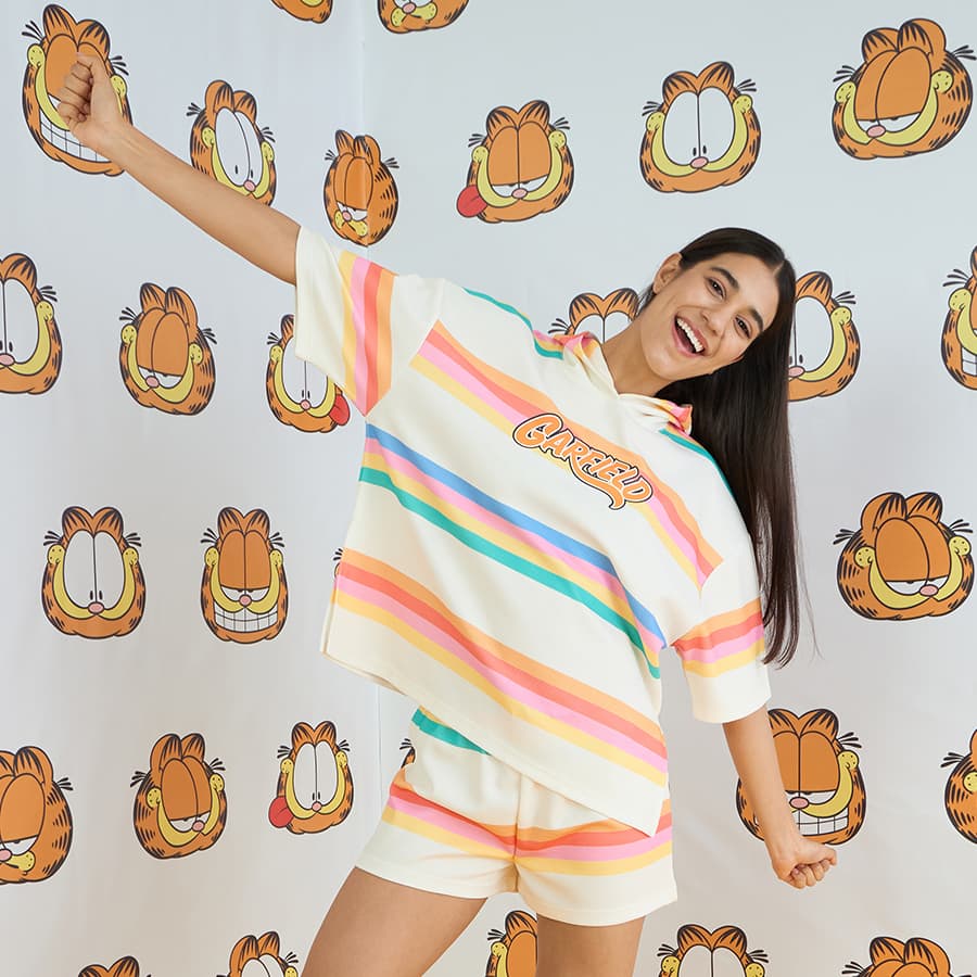 Garfield Dream Stripes Shorts Set