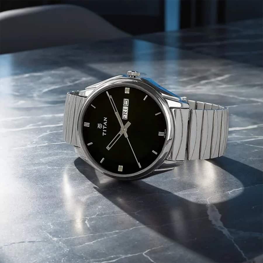 Titan Quartz Analog with Day and Date Black Dial Stainless Steel Strap