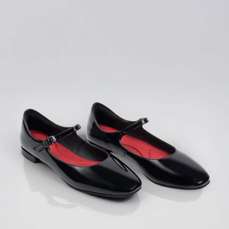Hepburn Essence Black Flats