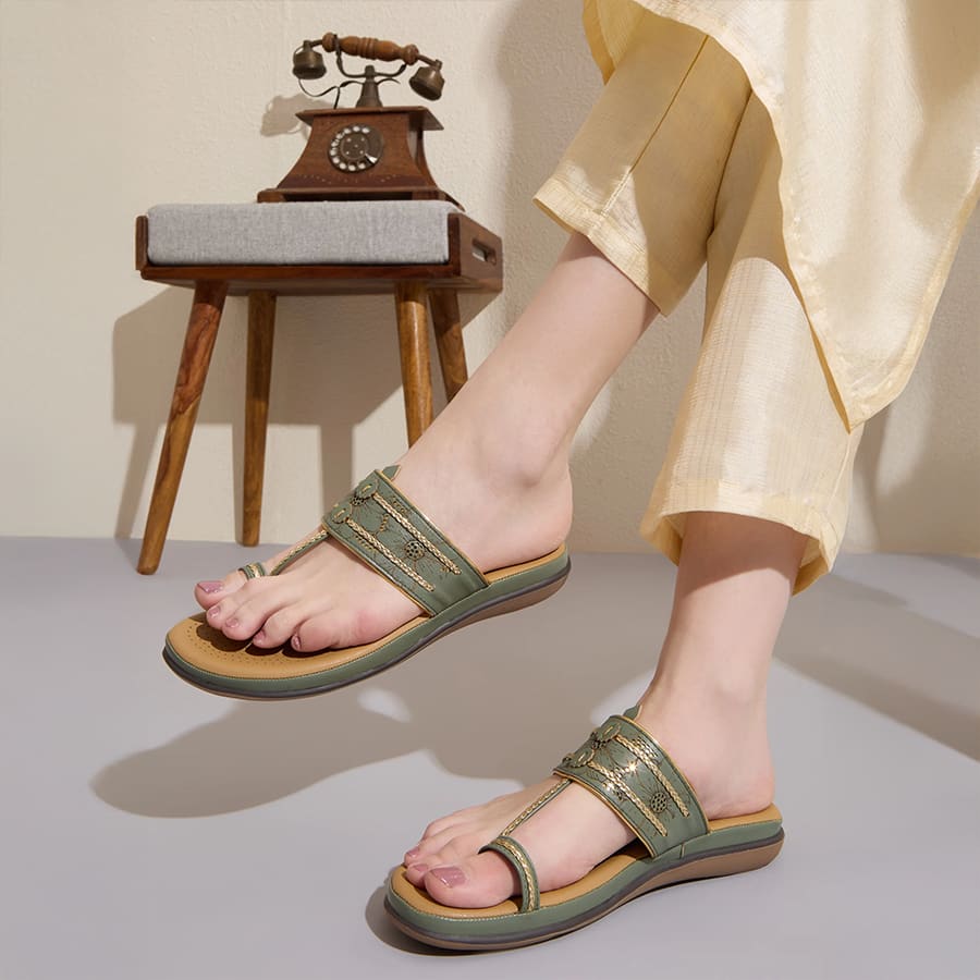 Green ethnic embellished one toe flat sandals