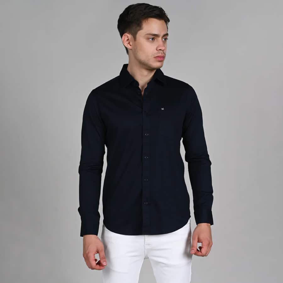 Killer Men Dark Blue Solid Slim Fit Shirts