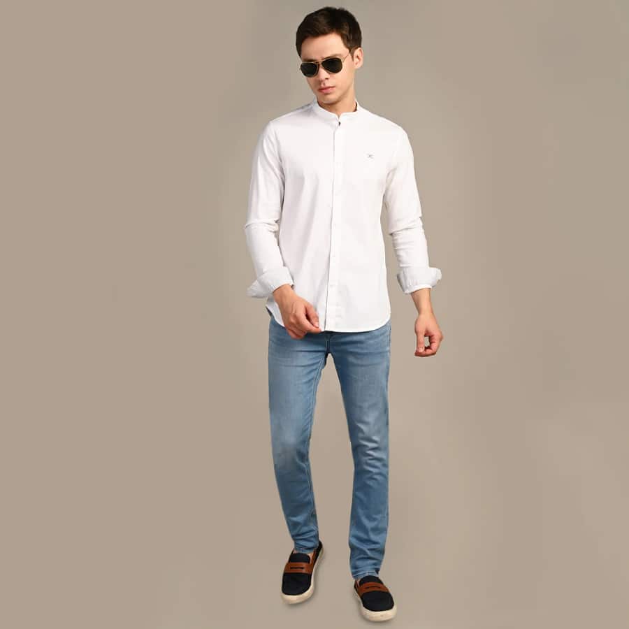 Killer Men White Solid Slim Fit Shirts