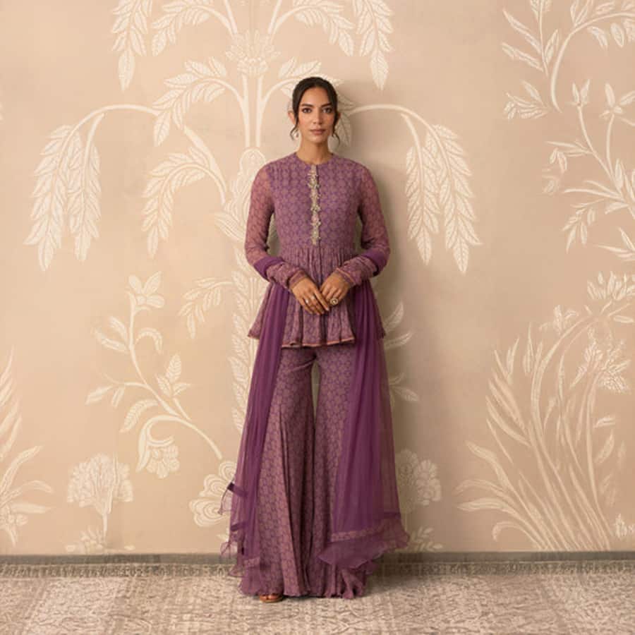 Izhaar Peplim Garara Set