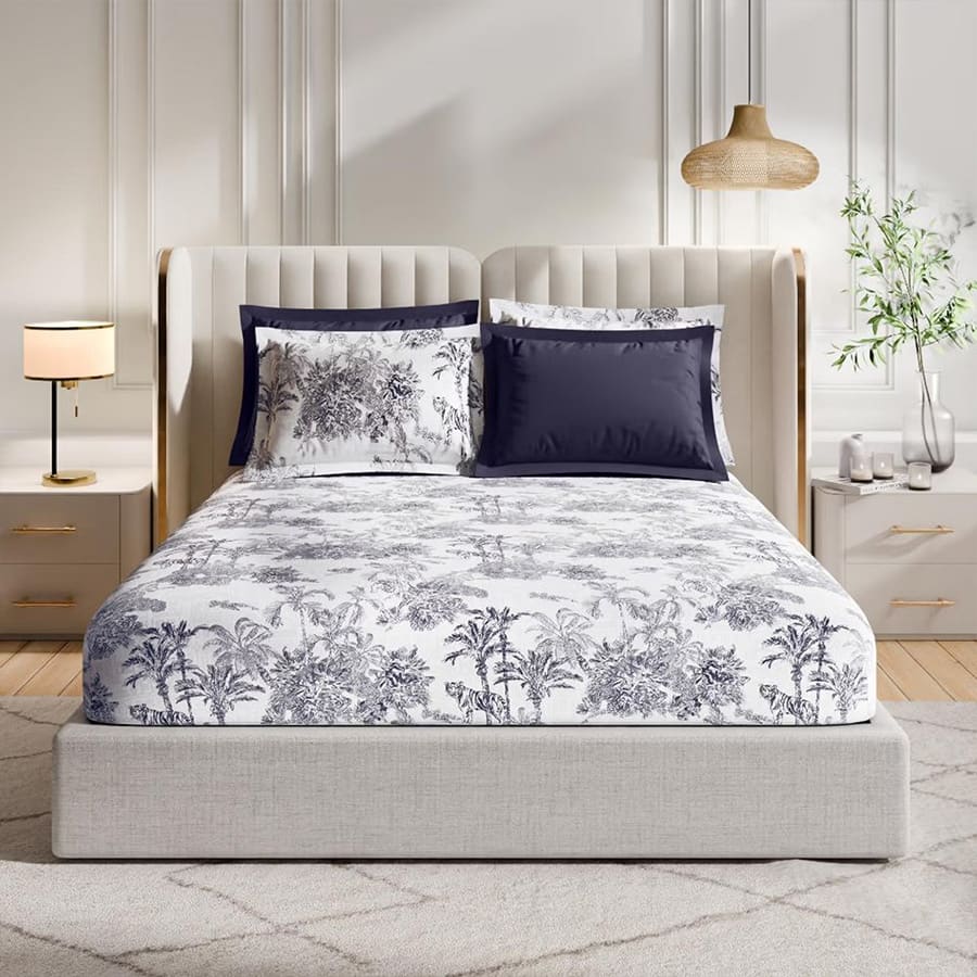 Premium 100% Cotton 300 TC Flat Bedsheet With 4 Pillow Covers | King Size (104 x 104 inch) | Misu