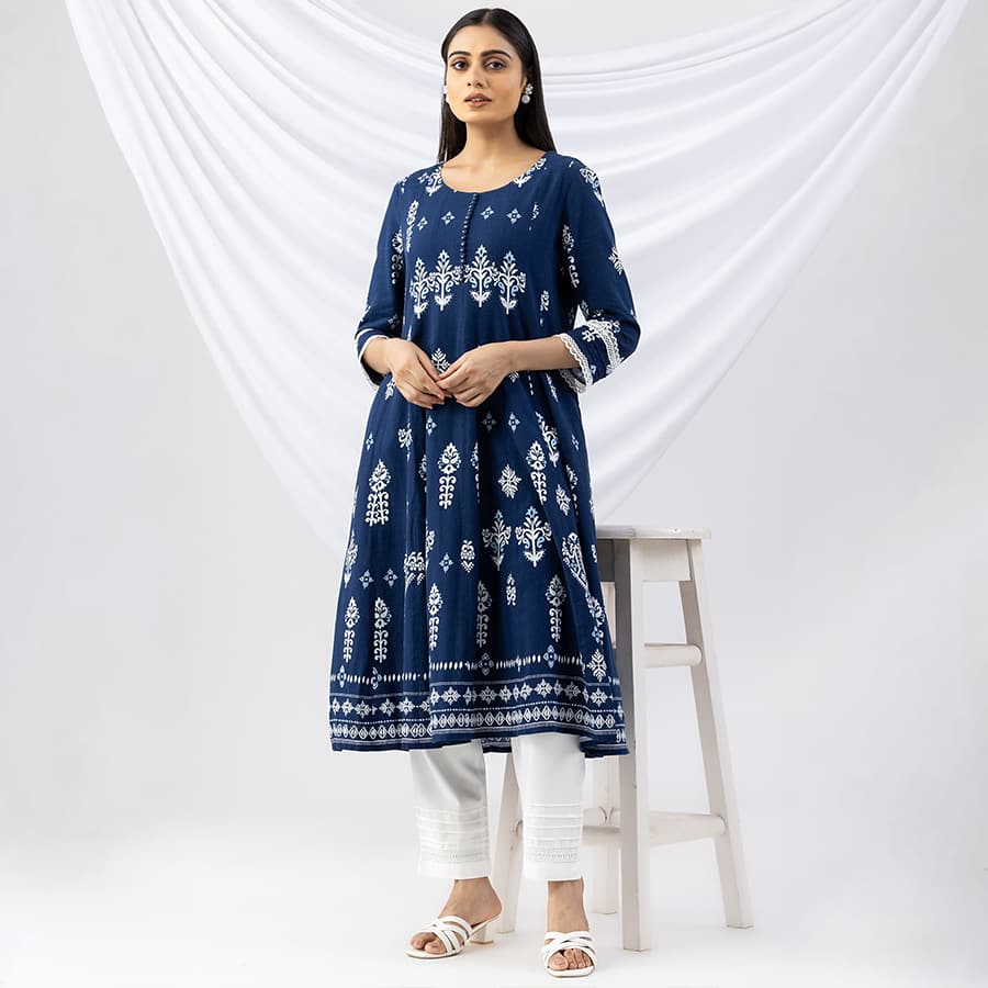Navy Blue Printed Viscose Kurti for Women – Elegant & Comfortable Everyday Wear