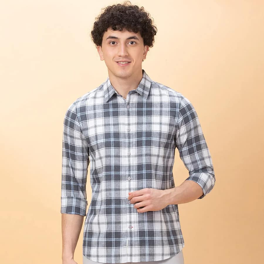 Grey Slim Fit Regular Collar Men's Shirt by Being