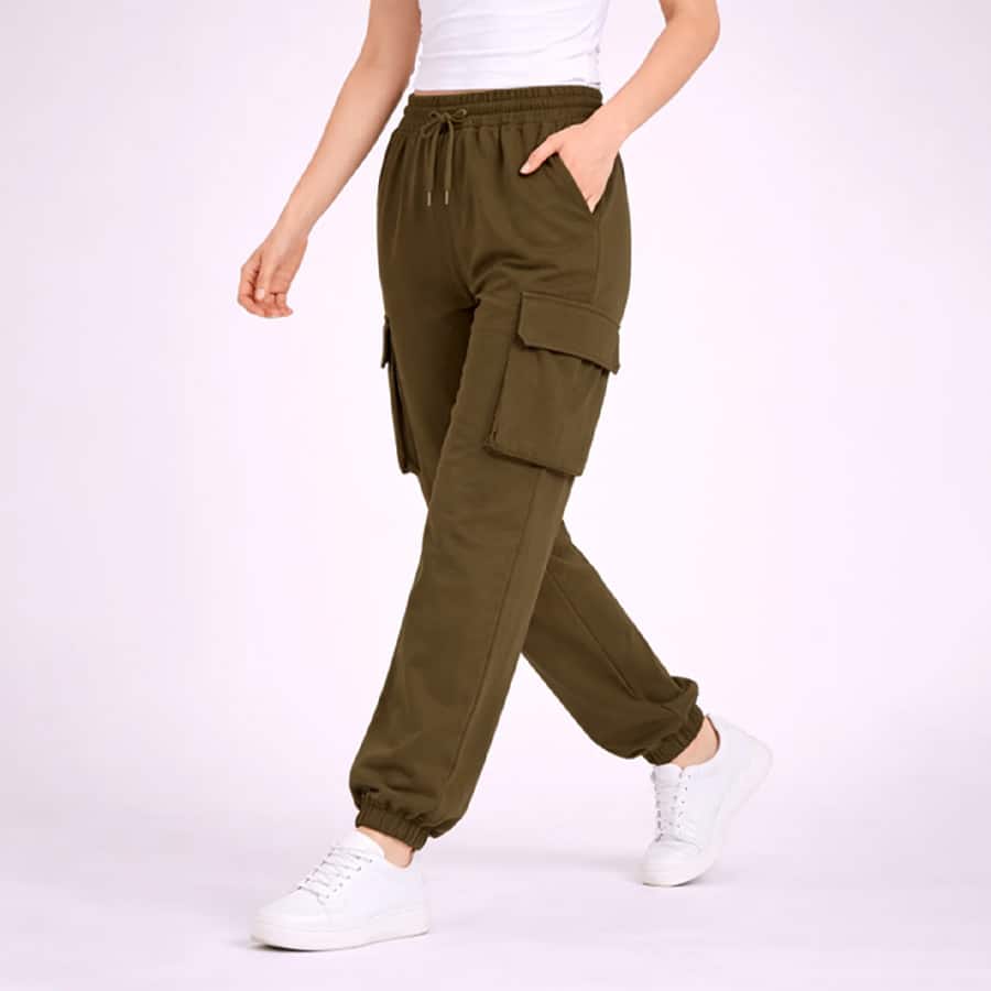 Women’s Oversized Cargo Joggers