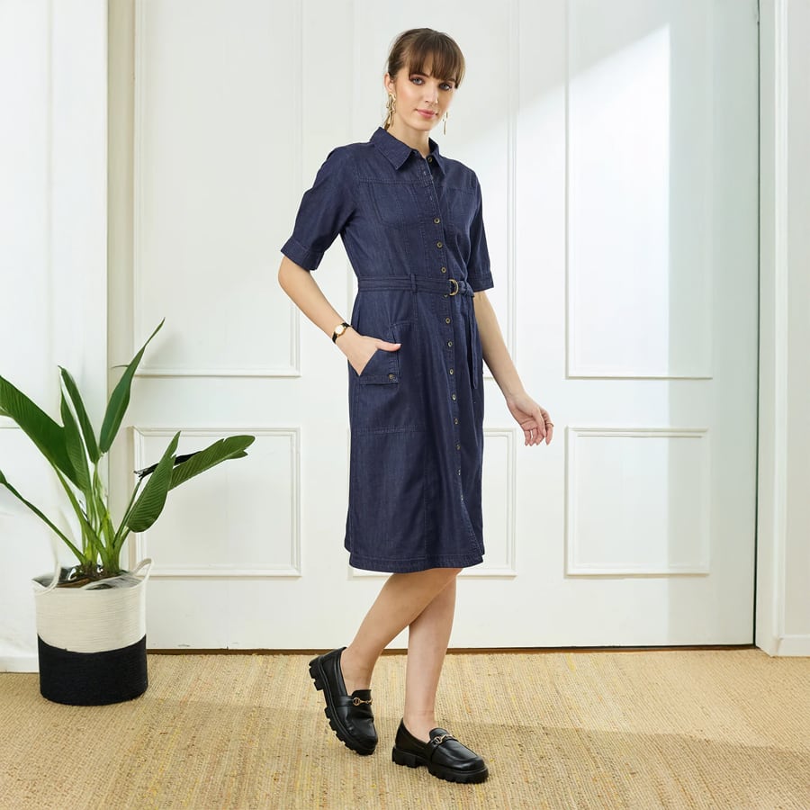 "Latin Quarters Women's Blue Half Sleeves Collar Ne... "