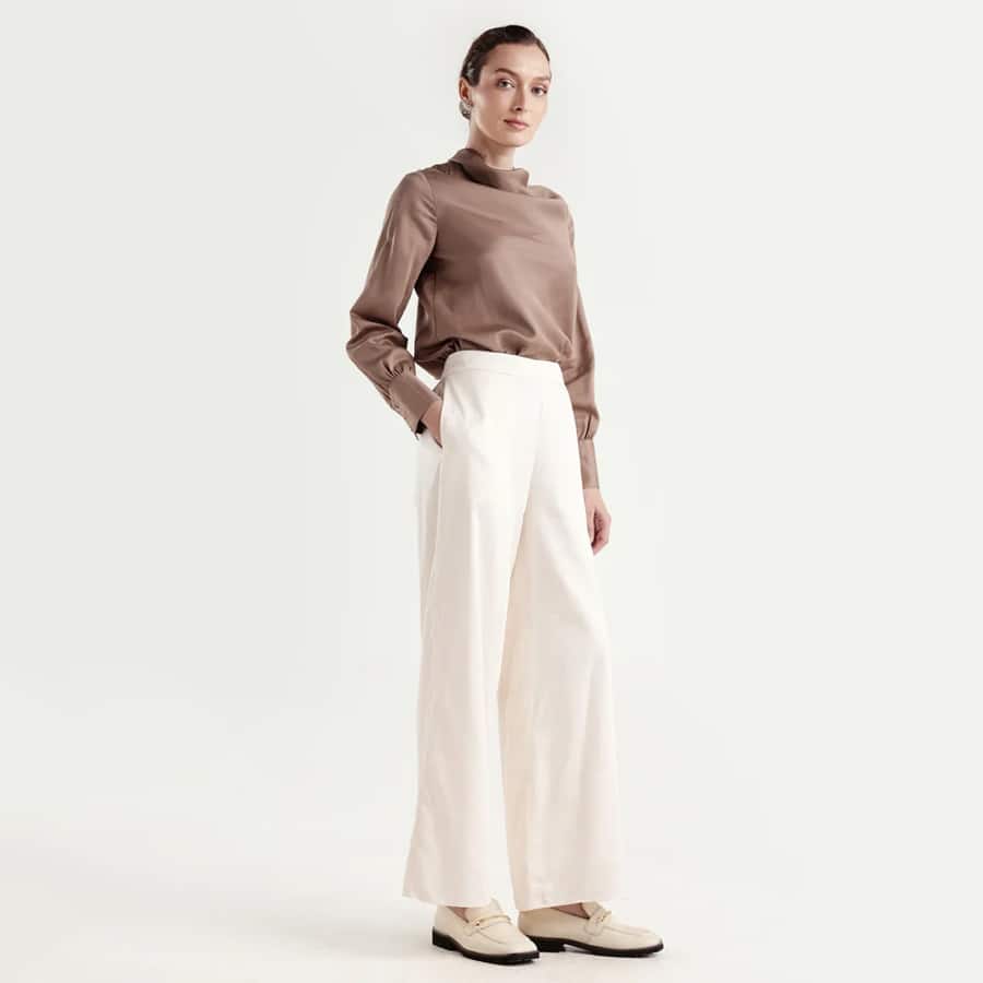 ANINA-B - BEIGE | SOLID FLARED TROUSER