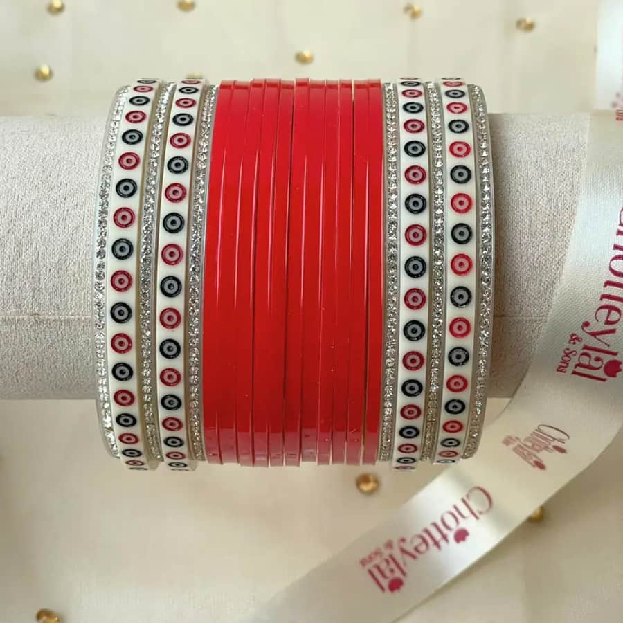 "Pure Pearl Classic Stylish Diamond Red Chooda Set ...