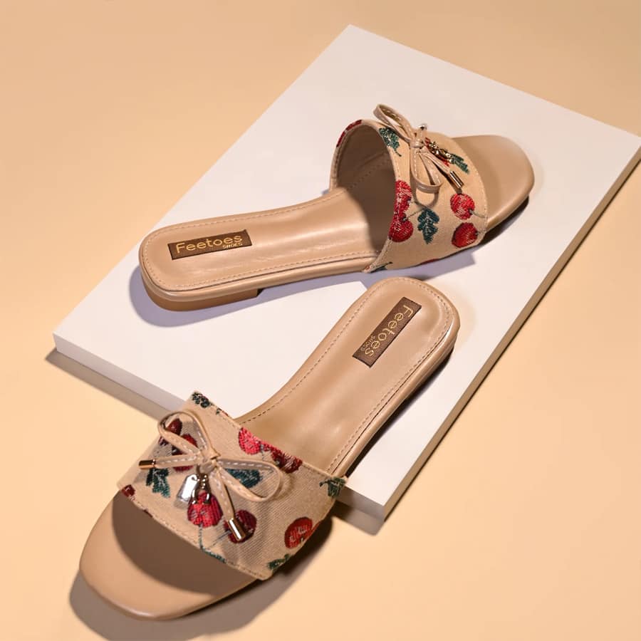 Lyla Slide