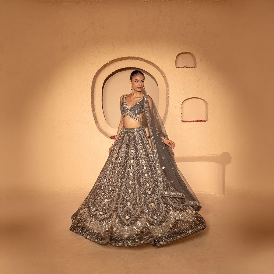 Mahira Lehenga