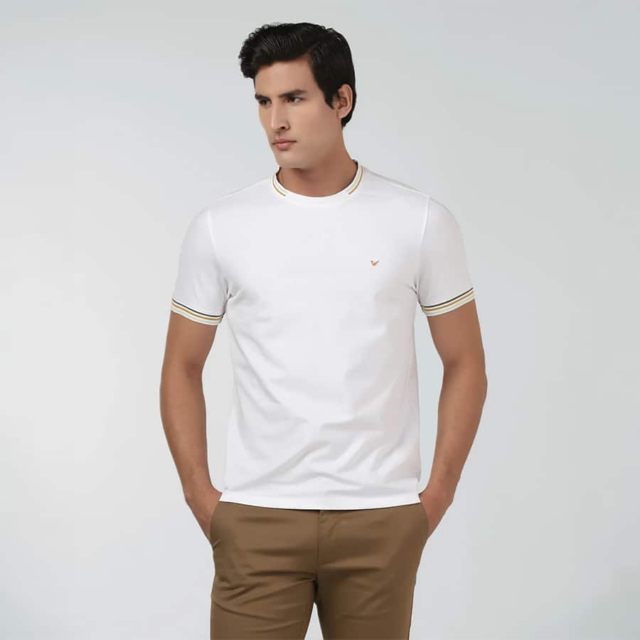 White Crew Neck Solid T-Shirt - Bellatrix