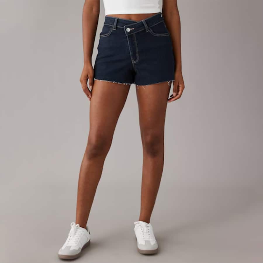 Women Blue Stretch Crossover Waist Denim Mom Short