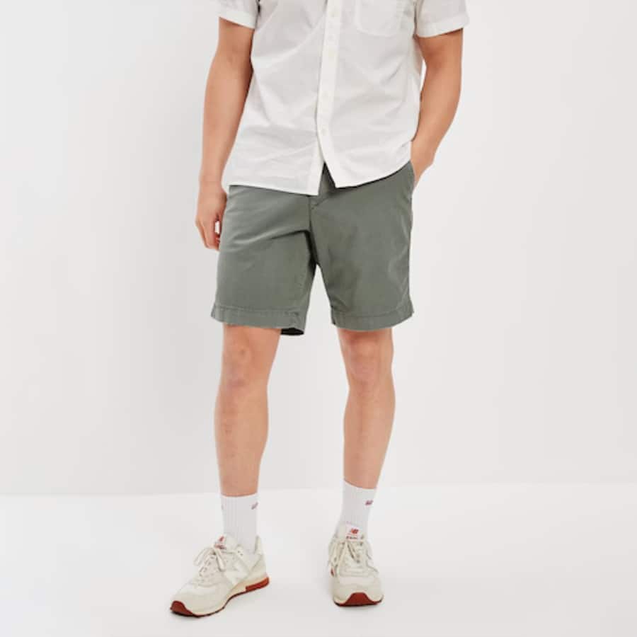 Men Green Flex 9 Inches Lived-In Khaki Short