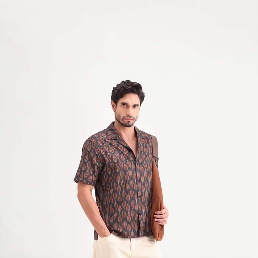 ZULY - BLACK TROPICAL PRINT REGULAR FIT SHIRT