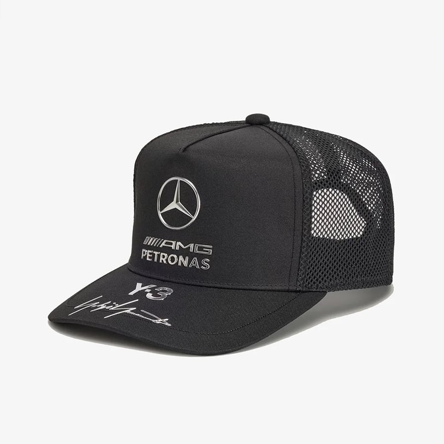 MERCEDES-AMG PETRONAS FORMULA 1 TEAM TRUCKER - BLACK