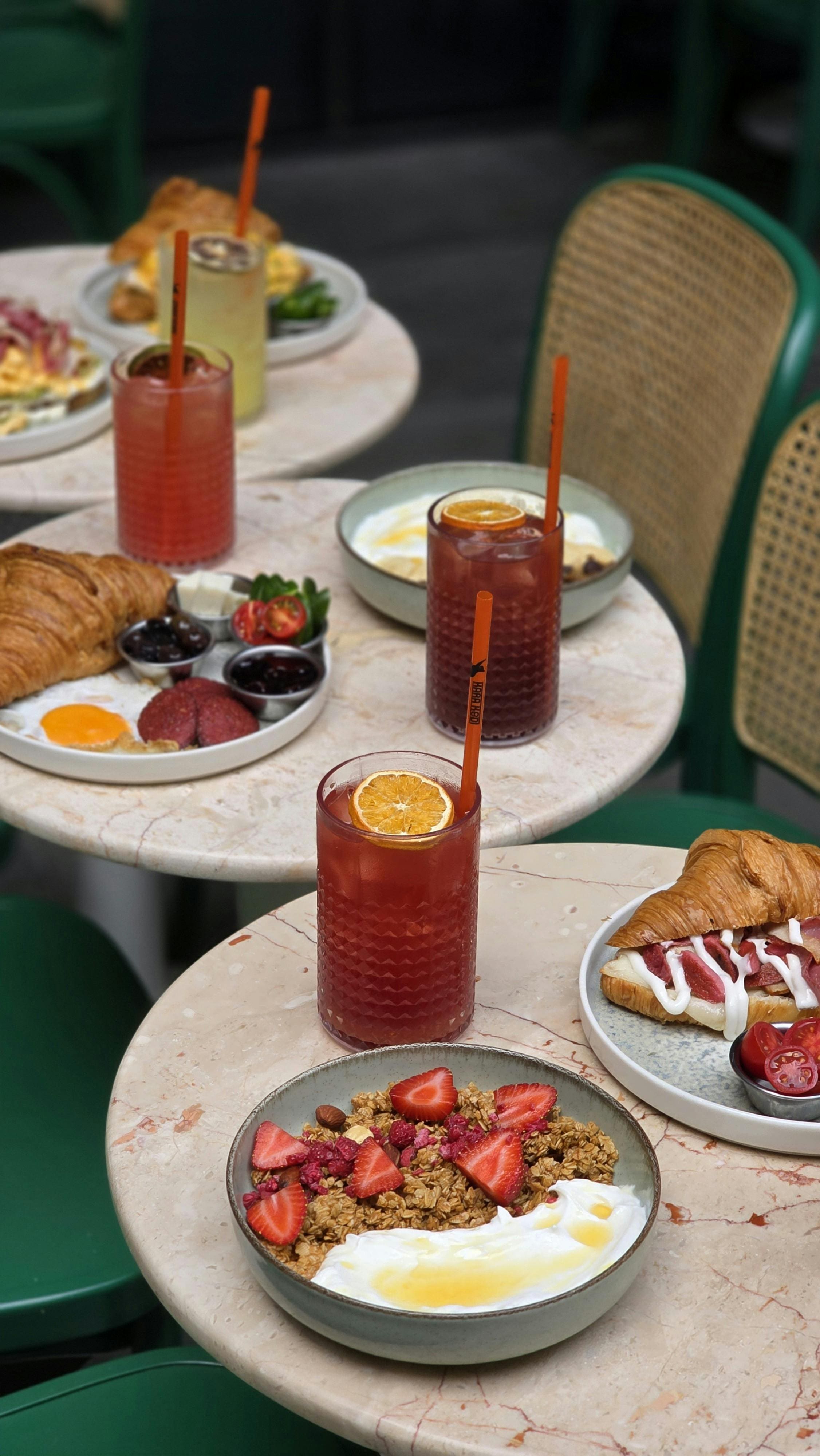 11 Best Nutritious Cafes in Delhi for Guilt-Free Brunches