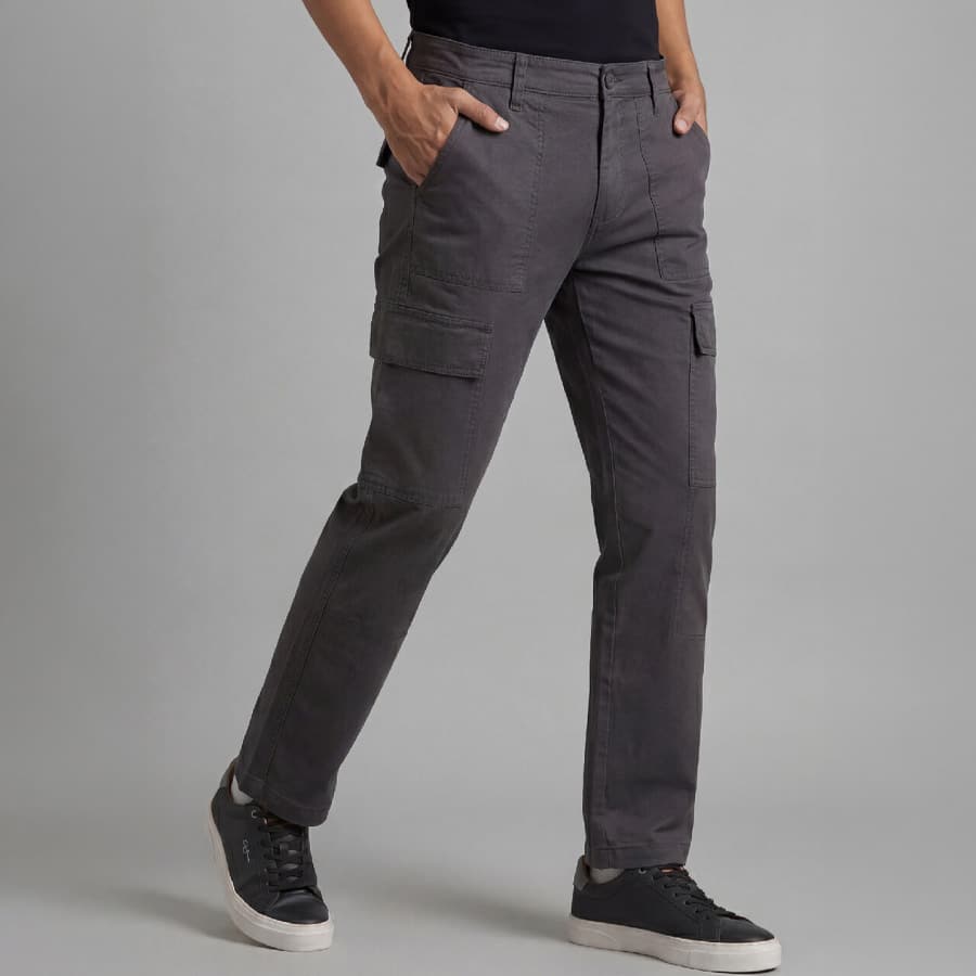 Men Grey Mid Rise Straight Fit Cargo Pant