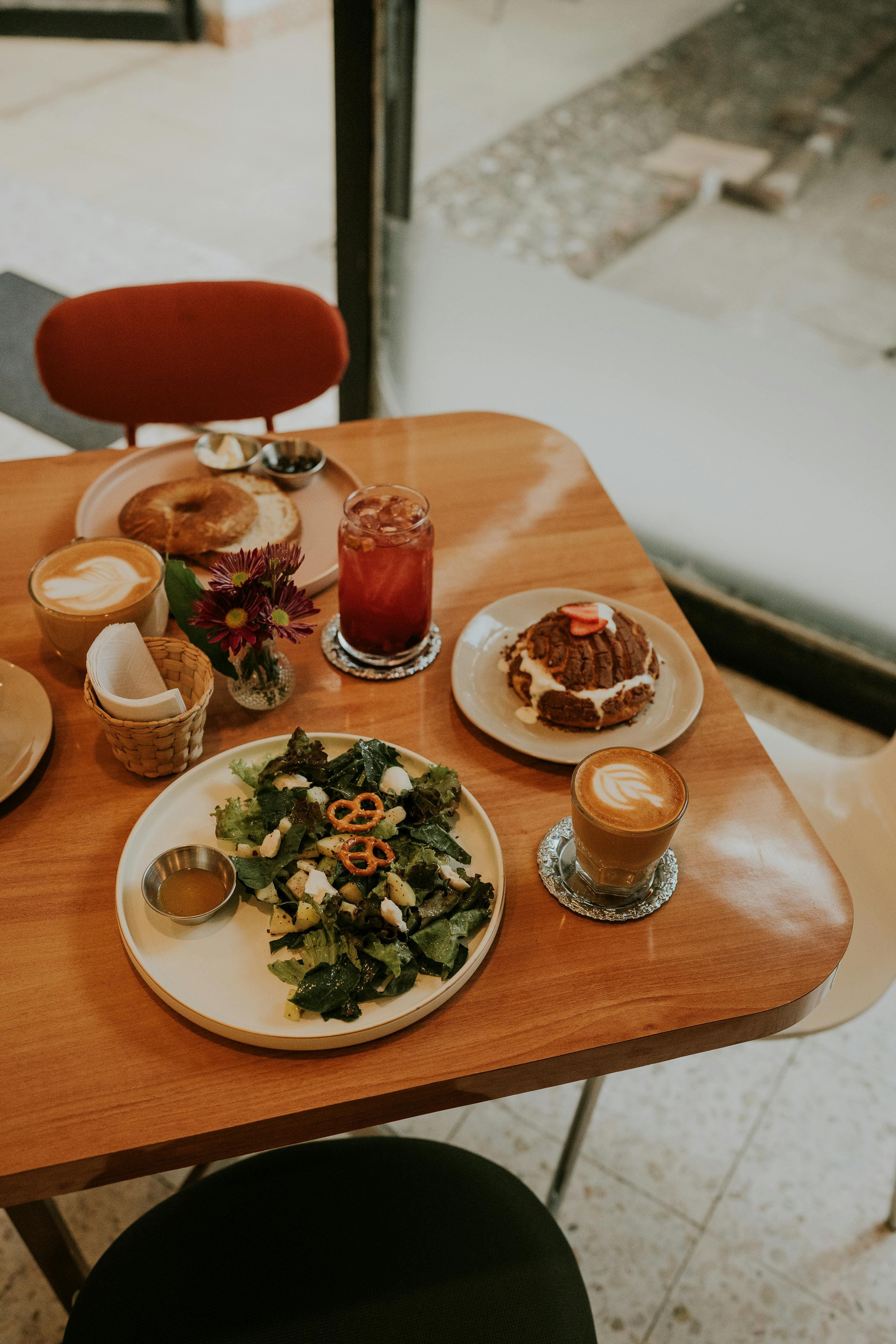Delhi Cafes With Great Vibes and Easy-on-the-Wallet Prices