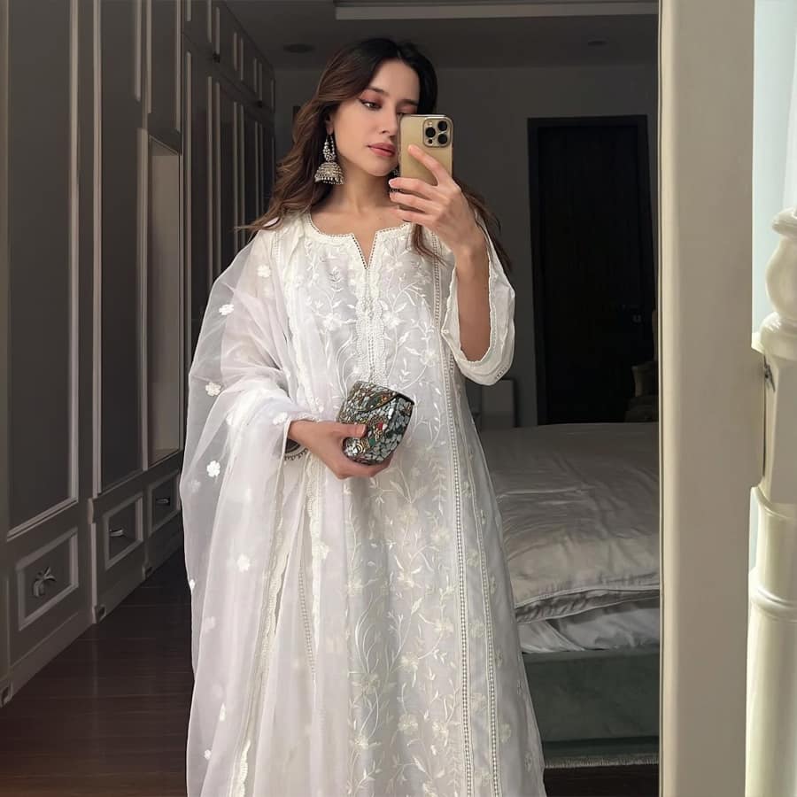 White Chanderi Embroidered Straight Kurta Set with Dupatta