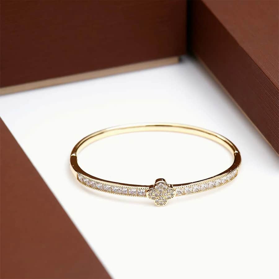 Golden Clover Bracelet