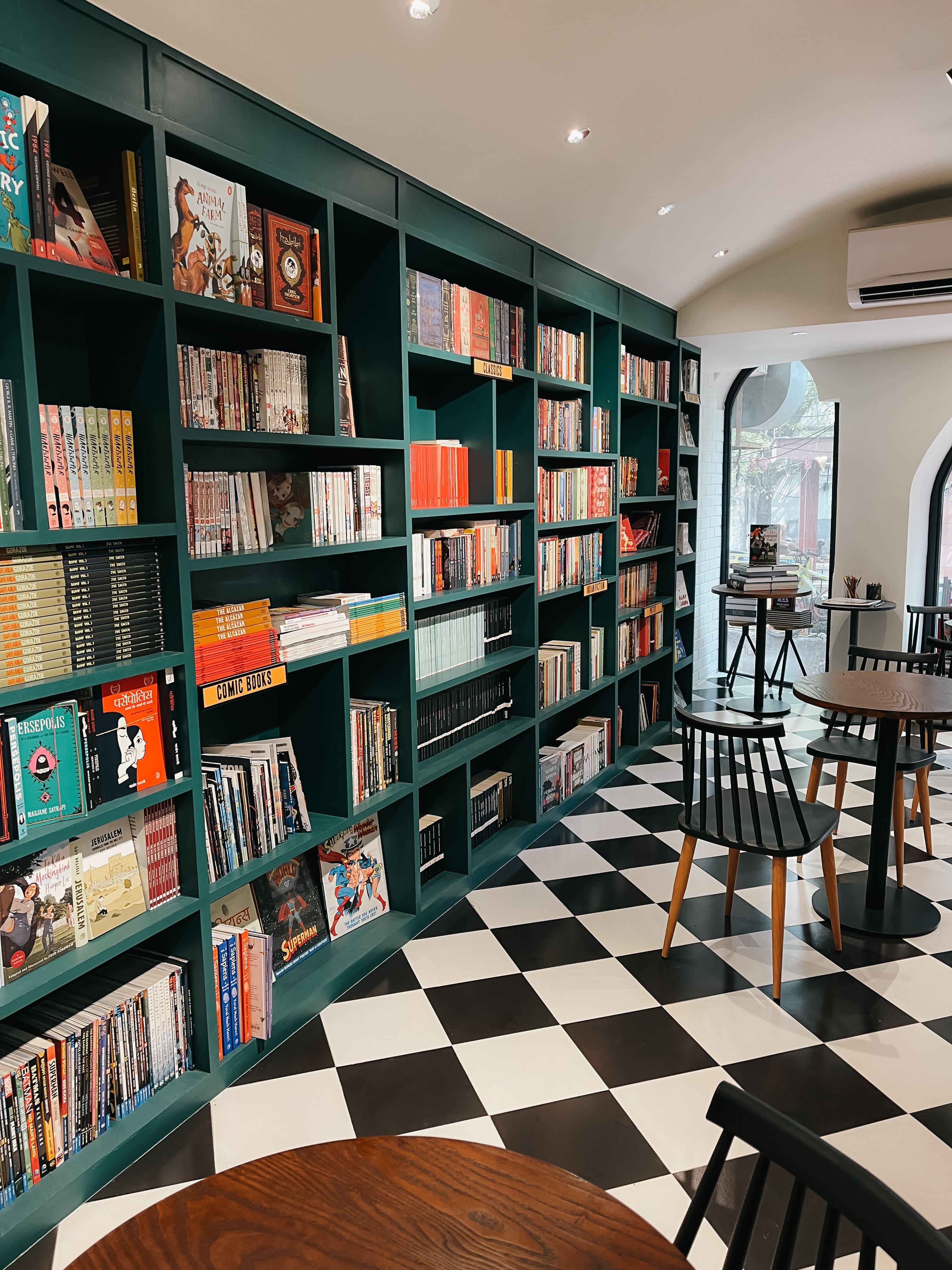 Cafes in Delhi NCR Made for Solo Reading