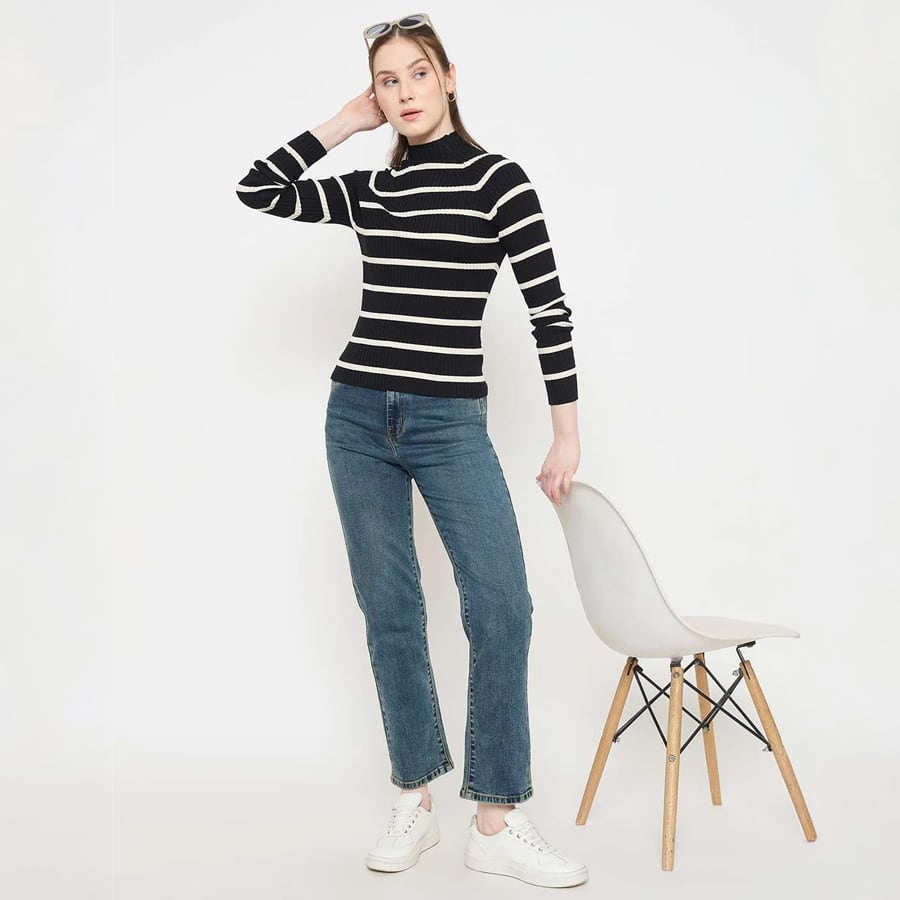 Madame TInted Green Straight Fit Jeans