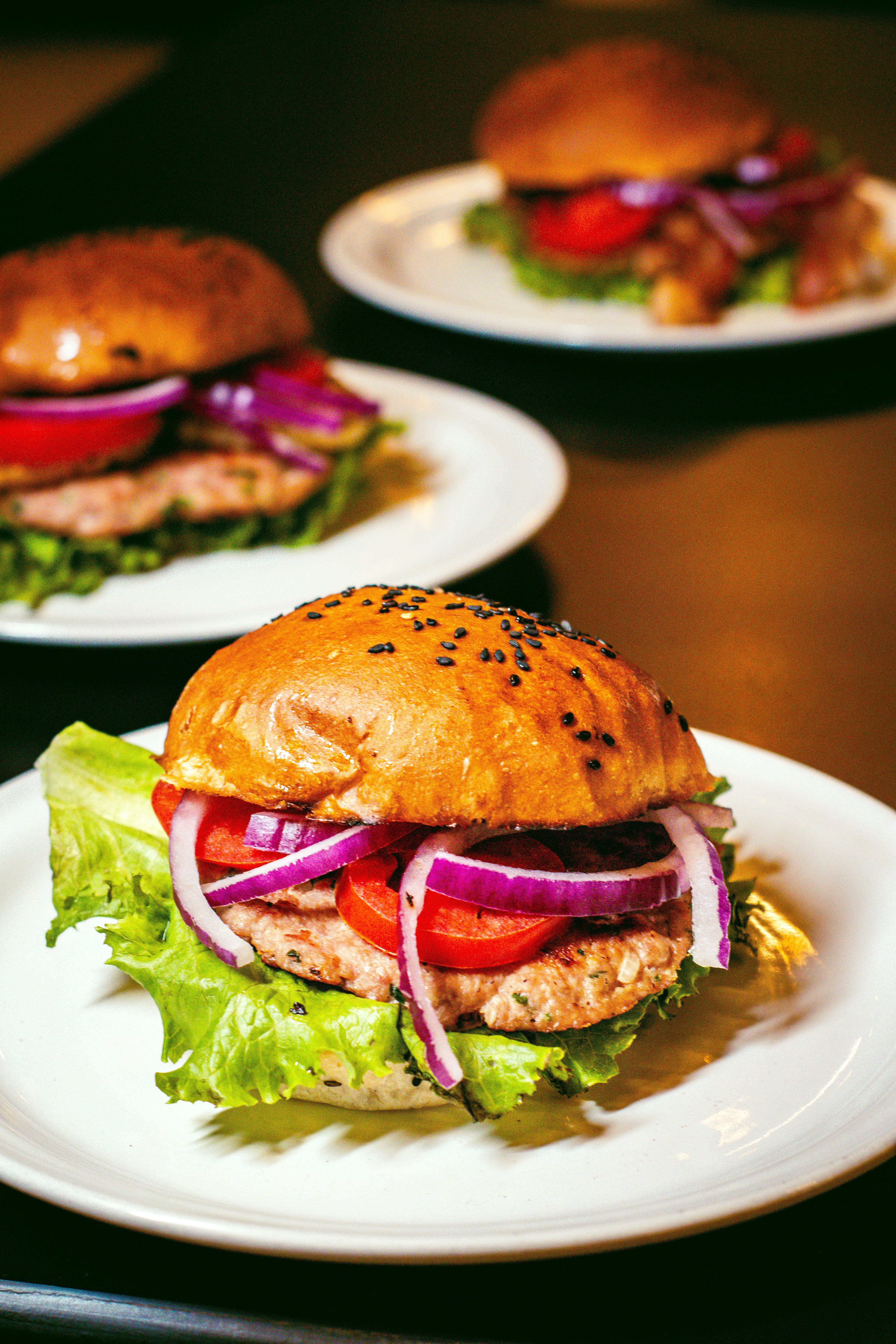 burgers, burger restaurants, best burgers, burger joints, cheeseburgers, chicken burgers, smash burgers, gourmet burgers, veggie burgers - Delhi’s Go-To Spots for Juicy Burgers - img1