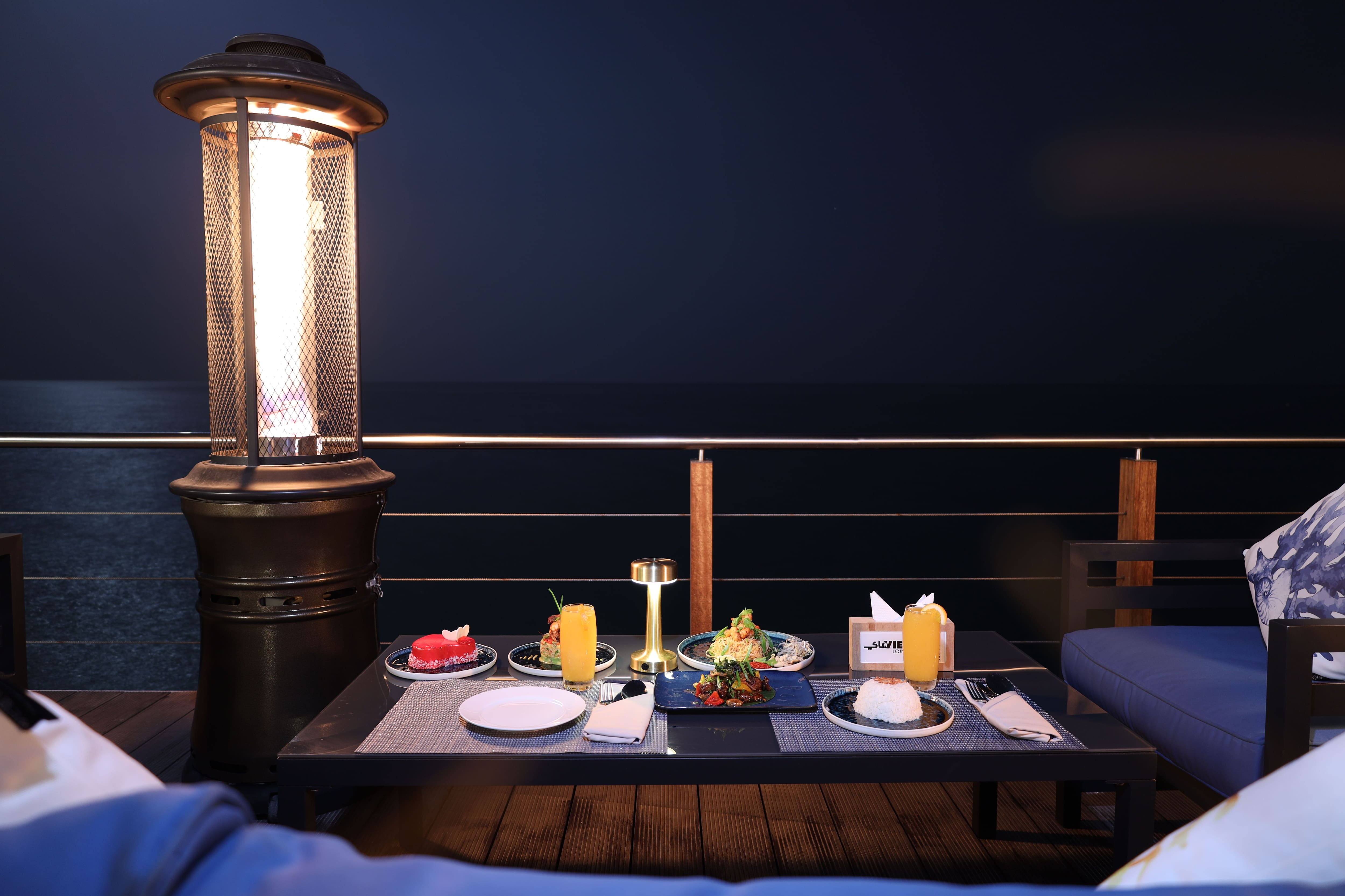 rooftop restaurants near me, rooftop dining near me, rooftop restaurants, rooftop cafe, restaurants on the beach near me - Spots Where Mumbai Goes for Dinner With a View - img1