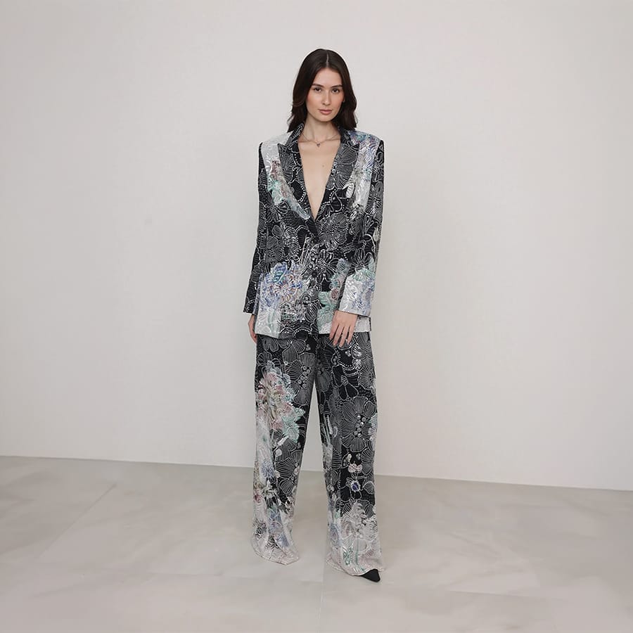 Lakshmi Rana Ellis Embroidered Floral Set