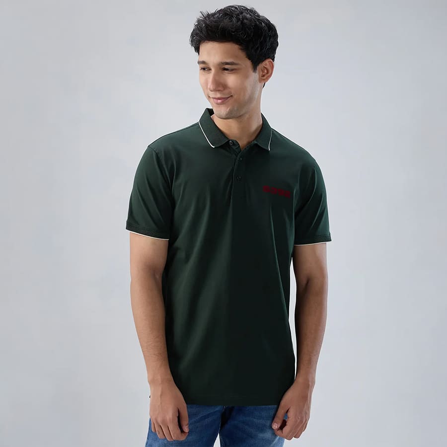 Men T-Shirt Solid Green Regular Fit