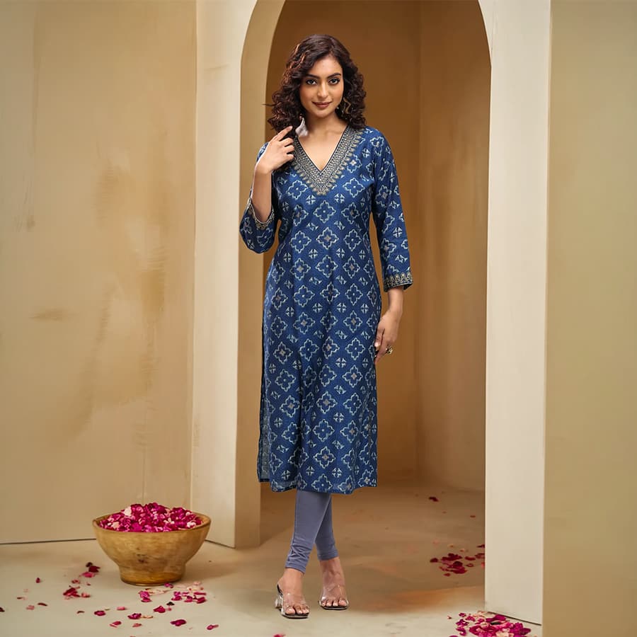Blue Roman Silk Straight Embroidered Kurta
