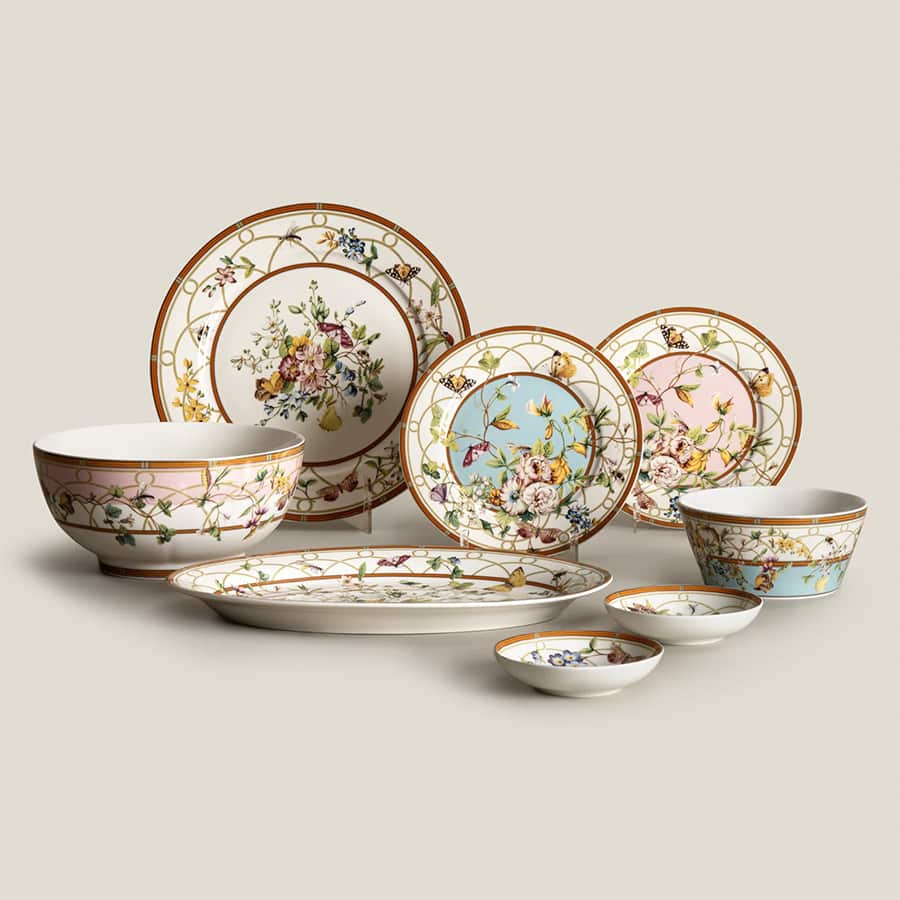 Fleur-de-Lis Multicolor Dinner Set