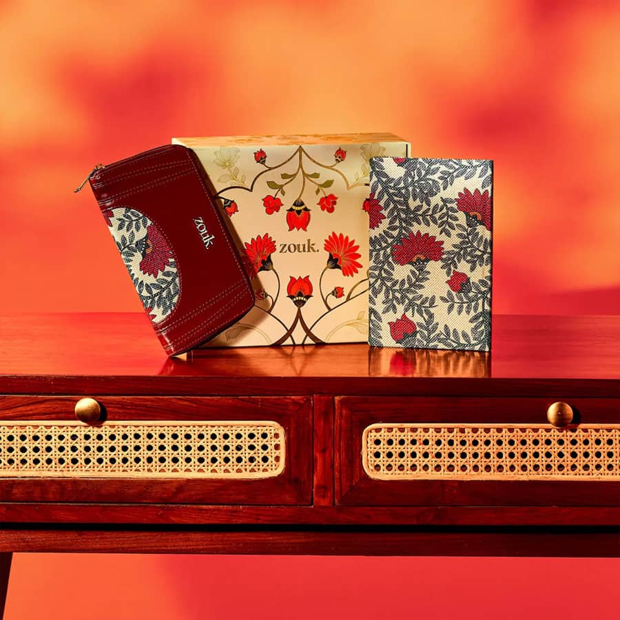 Nawabi Signature Floral Gift Box