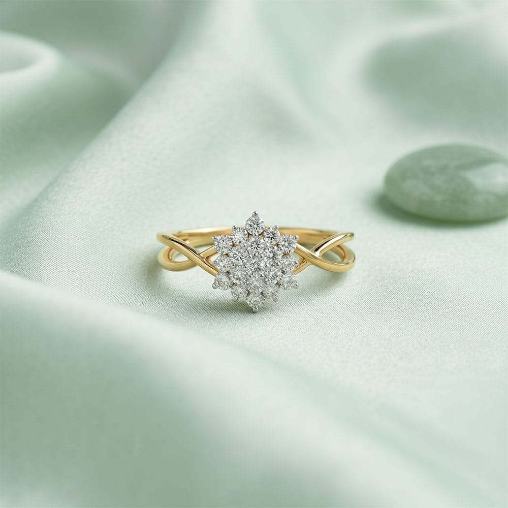 Bloomin Cluster Yellow Gold Diamond Ring