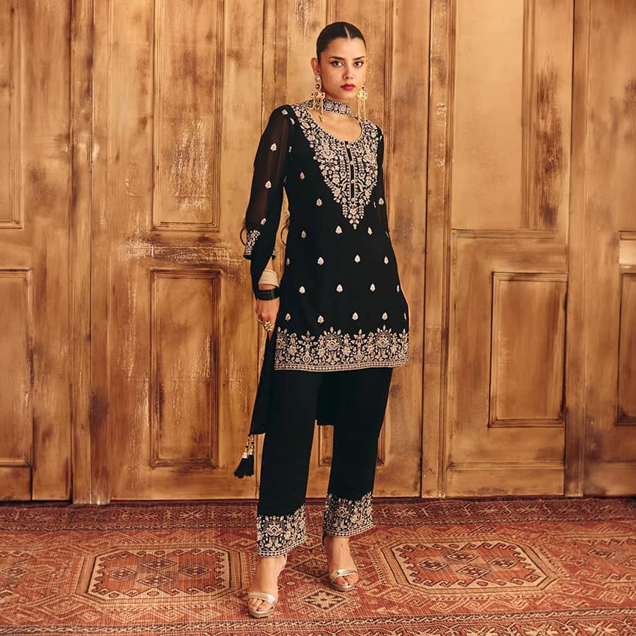 Black Embroidered Kurta 3 Pcs Set