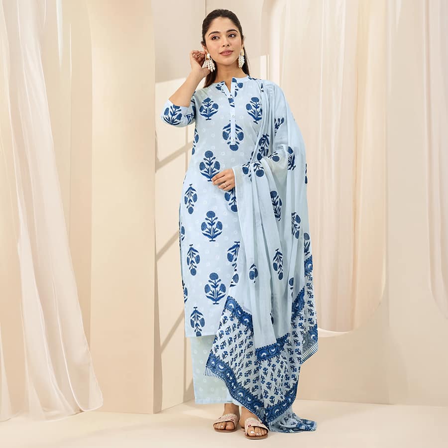 Blue Printed Cotton Straight Suit Sets With Dupatta
