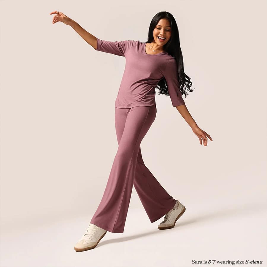 AirMelt ™ Apple Hem Tee