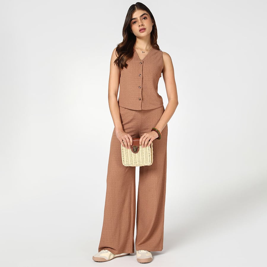Women's Mocha Mousse Brown Textured Short Top