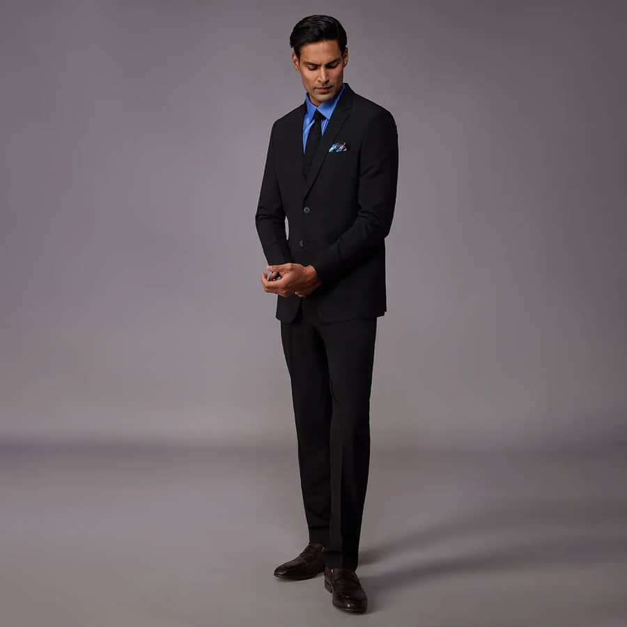 The Flux 4-Way Stretch Suit - Jet Black